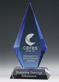 Customized Peak Award Plaque Crystal Trophy Awards