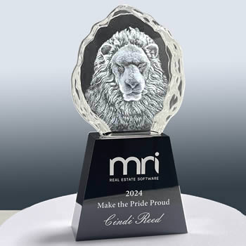 premium crystal lion trophy for employee recognition